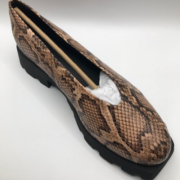 NWT Katy Perry Women's The Darling Slip On Loafer Style True Taupe Multi 10M - Picture 1 of 9